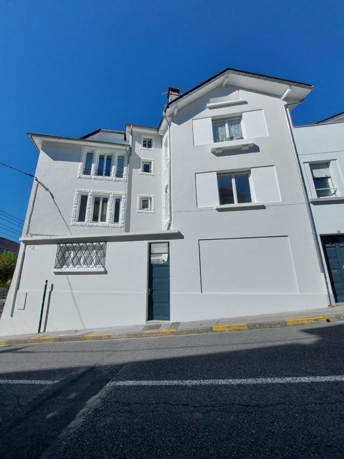 L'Indus T2--Hyper Centre--Tout Confort--Clim--Wifi Lourdes Exterior foto